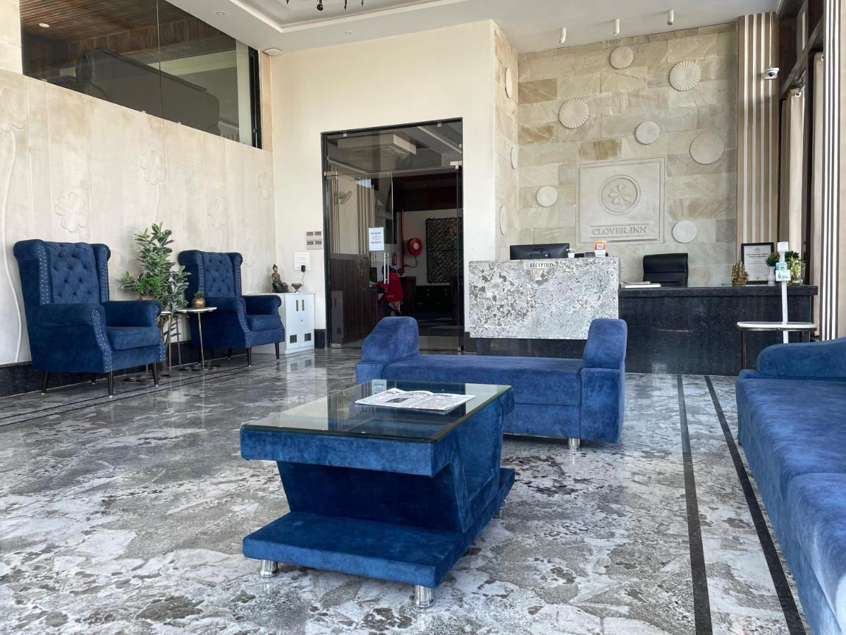 Clover Inn Udaipur Buitenkant foto