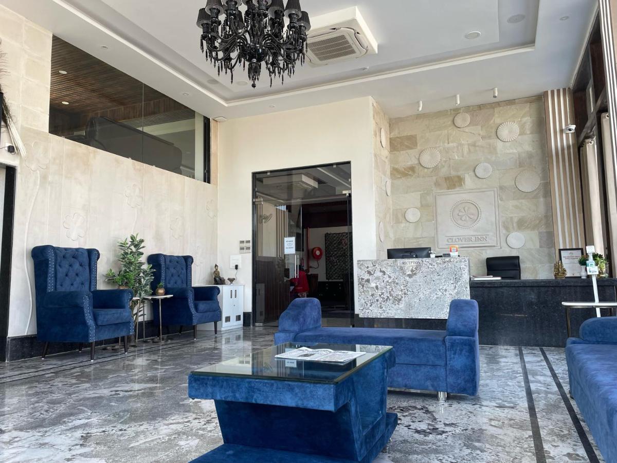 Clover Inn Udaipur Buitenkant foto